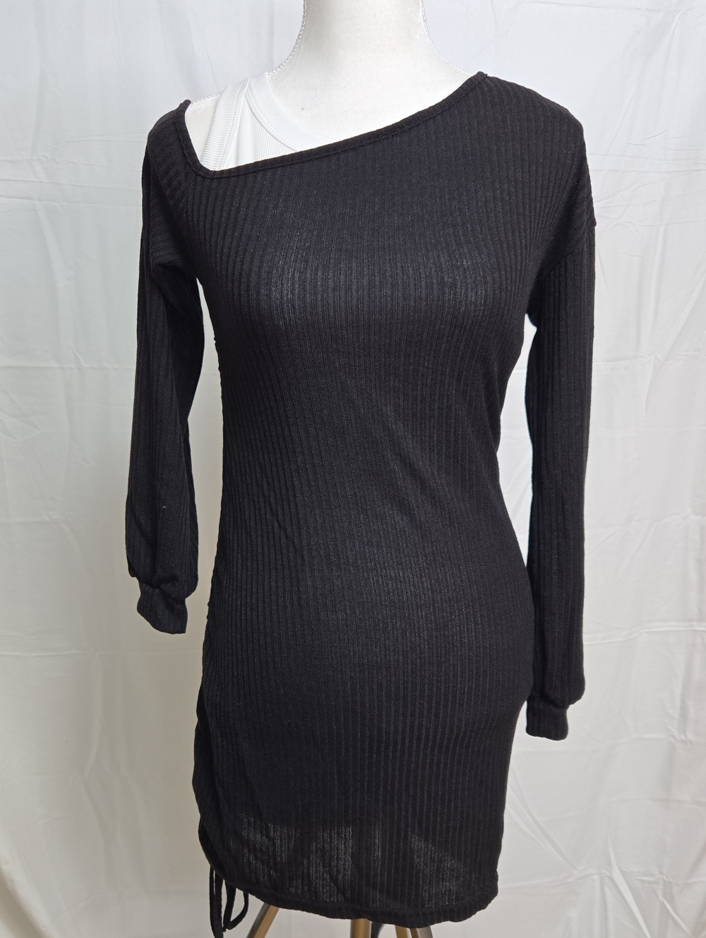 Women’s Asymmetric Black Ribbed Long-Sleeve Dress